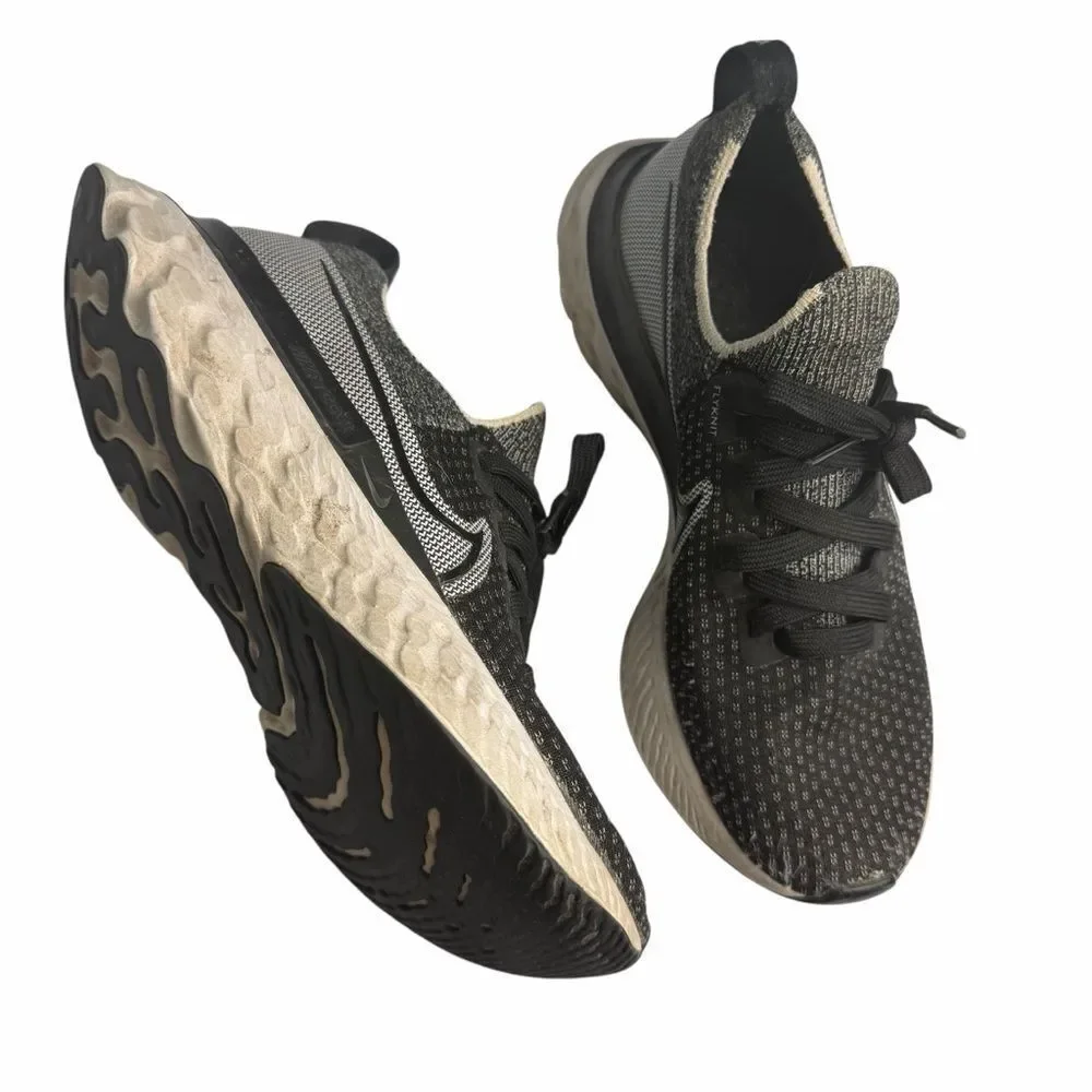 Nike Women's React Infinity Run Flyknit sneakers size 8